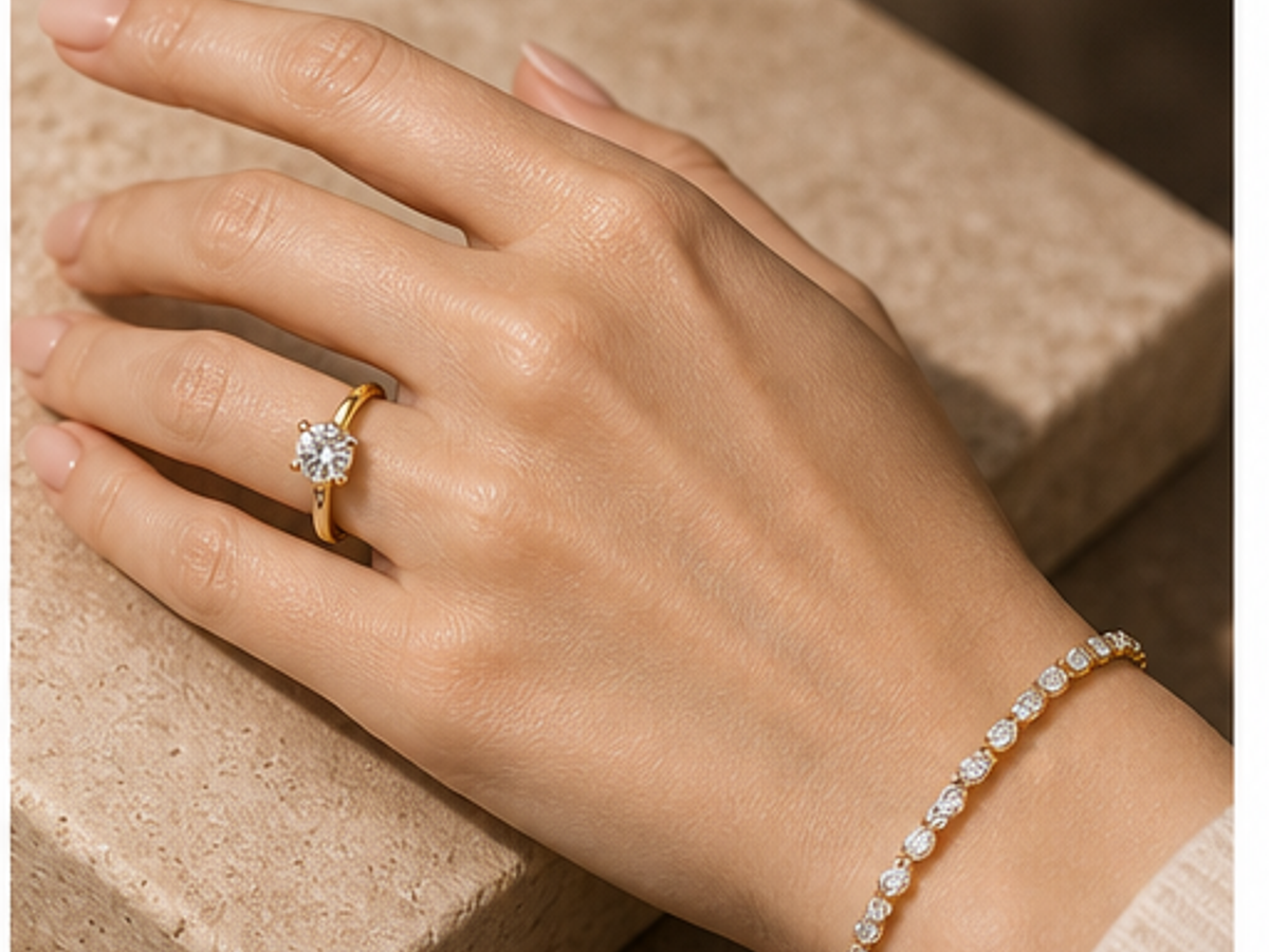 AI jewelry product photography sample image: Hand model closeup